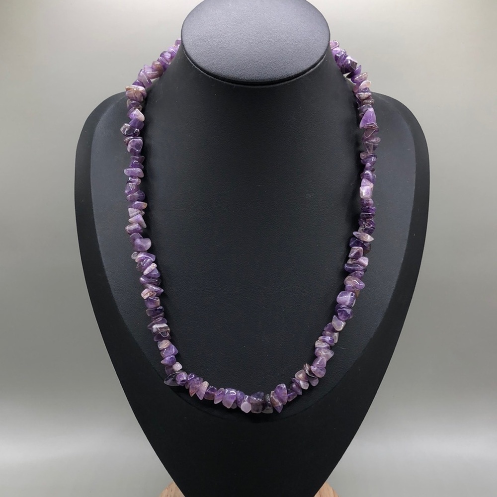 Vintage single strand amethyst stone gemstone chip bead necklace artisan-boho.
